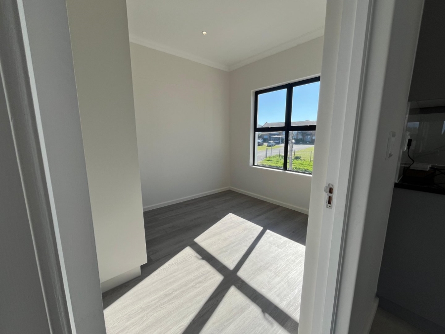 2 Bedroom Property for Sale in Flamingo Vlei Western Cape